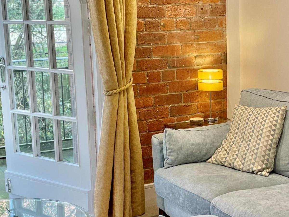 The Butler Suite York Dış mekan fotoğraf